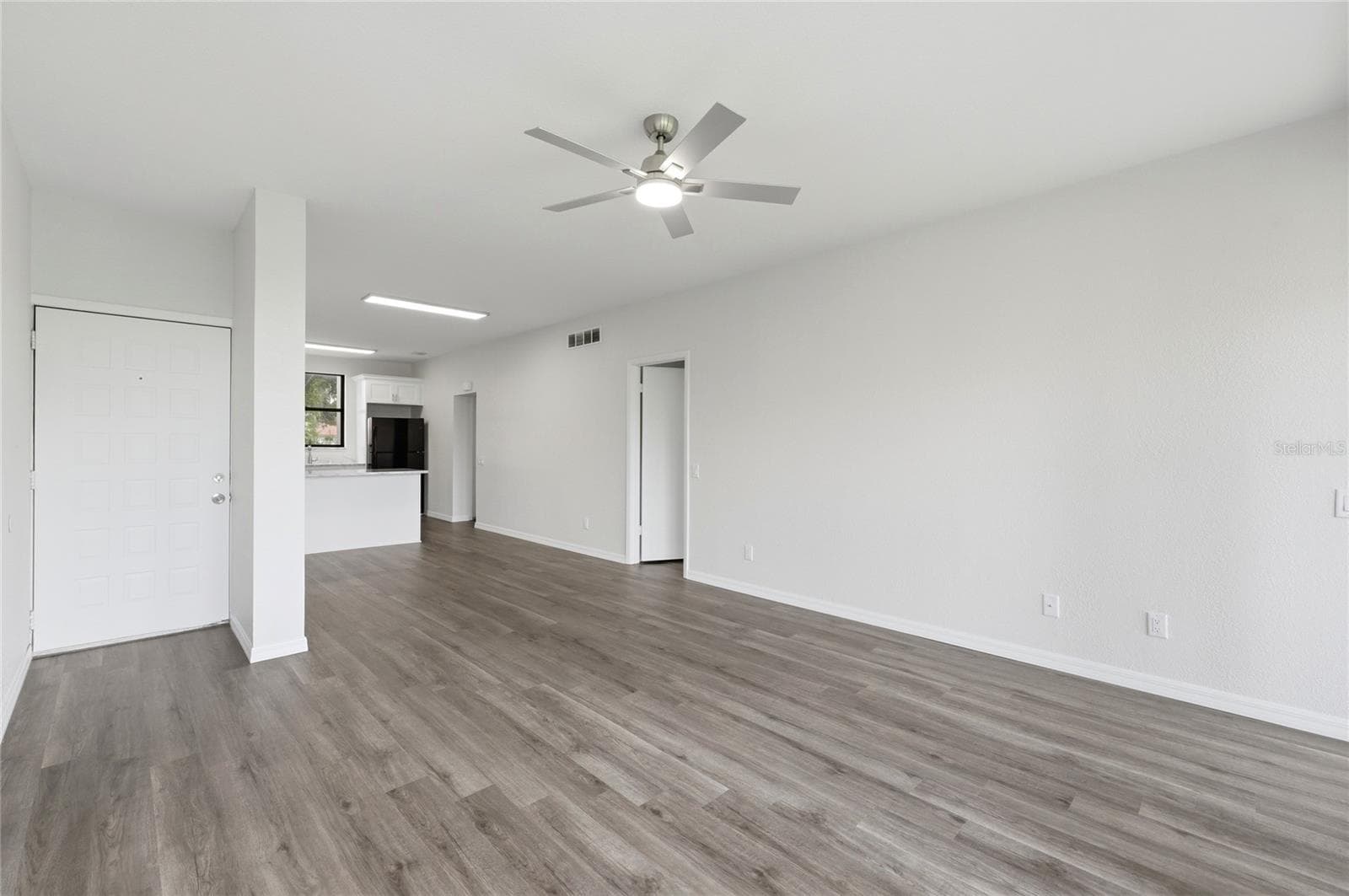 Condominium at 503 SWEET BAY CIR, WINTER HAVEN, photo 8 of 58