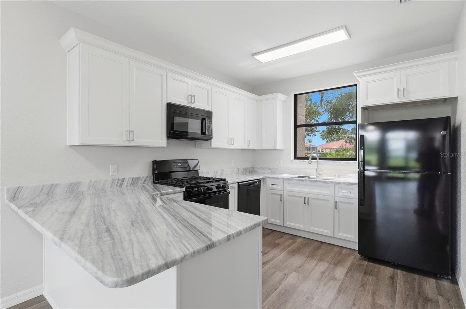Condominium at 503 SWEET BAY CIR, WINTER HAVEN, photo 12 of 58