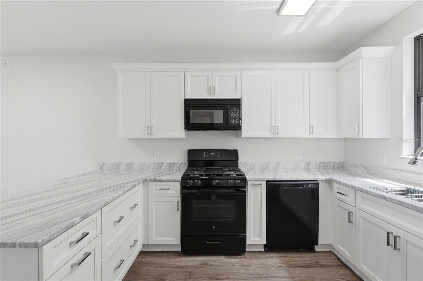 Condominium at 503 SWEET BAY CIR, WINTER HAVEN, photo 13 of 58