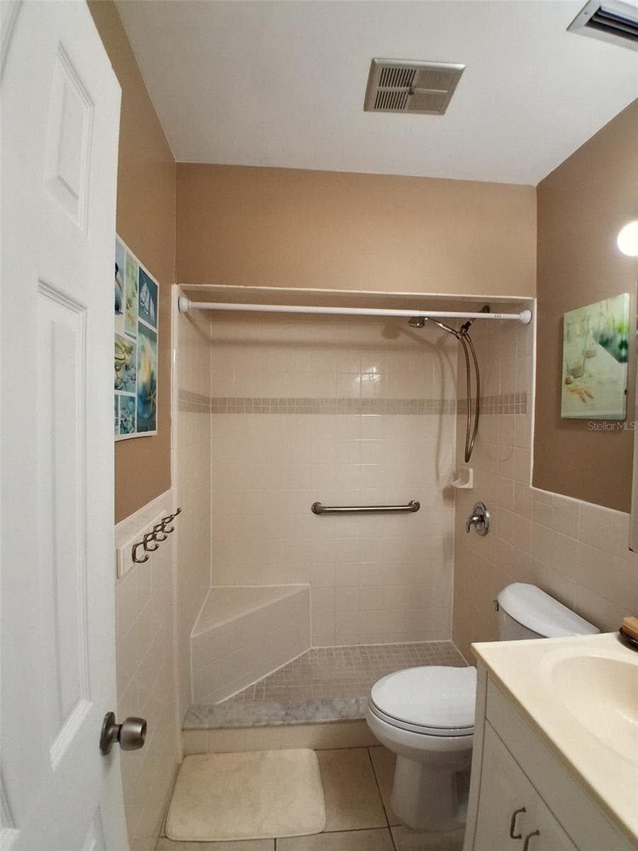 Condominium at 4744 AZALEA DR #204, NEW PORT RICHEY, photo 18 of 30