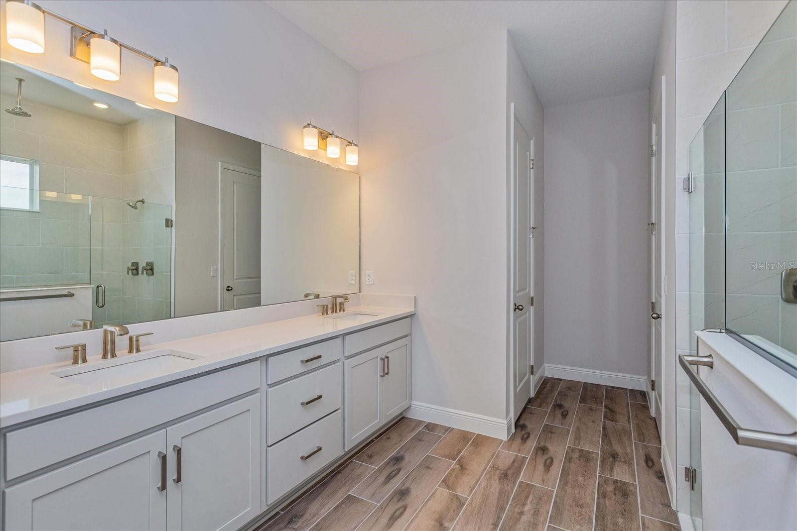 PRIMARY BATHROOM - 10078 DULBECCO ST, ORLANDO
