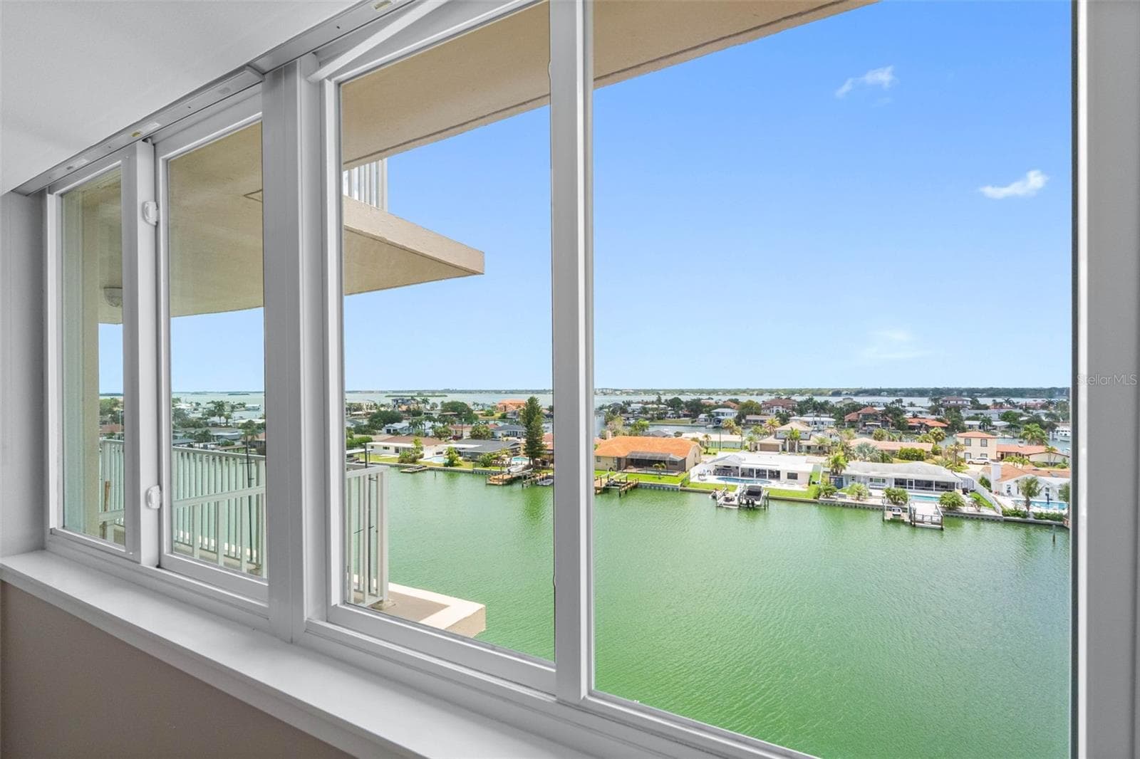 2nd Bedroom Waterfront Views - 223 ISLAND WAY #7F, CLEARWATER BEACH