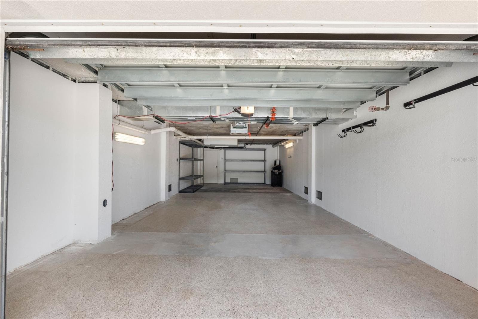 Private 39x16 2 car tandem garage - 223 ISLAND WAY #7F, CLEARWATER BEACH