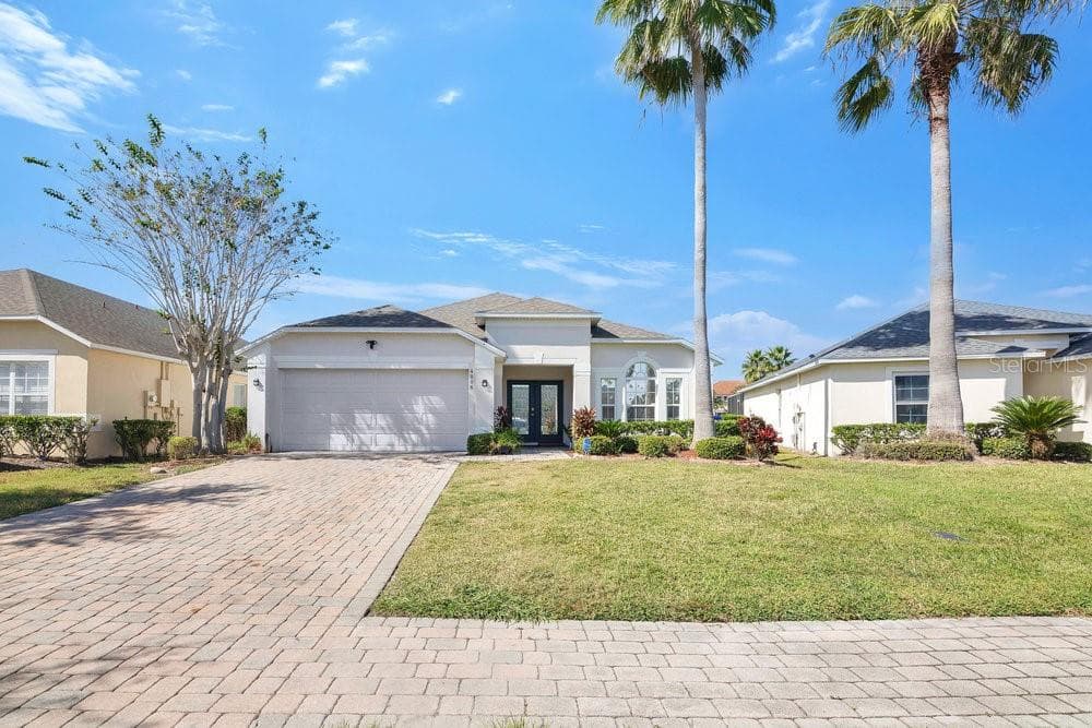 Single Family Residence at 4806 CUMBRIAN LAKES DR, KISSIMMEE, photo 2 of 37