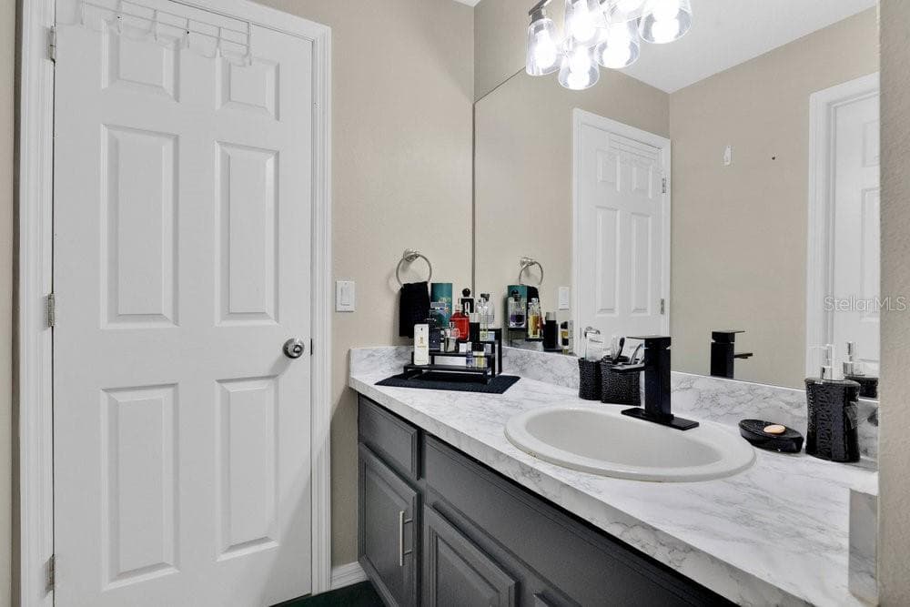 Single Family Residence at 4806 CUMBRIAN LAKES DR, KISSIMMEE, photo 16 of 37