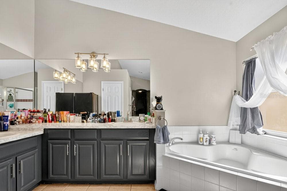 Single Family Residence at 4806 CUMBRIAN LAKES DR, KISSIMMEE, photo 17 of 37