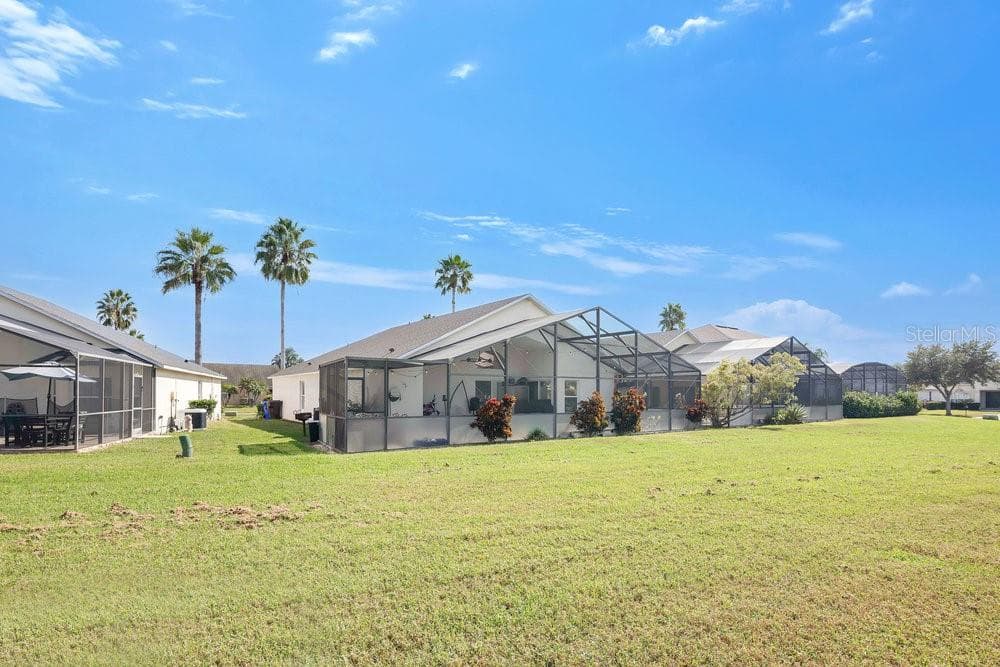 Single Family Residence at 4806 CUMBRIAN LAKES DR, KISSIMMEE, photo 27 of 37