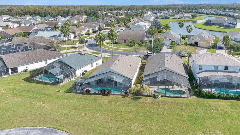 Single Family Residence at 4806 CUMBRIAN LAKES DR, KISSIMMEE, photo 35 of 37