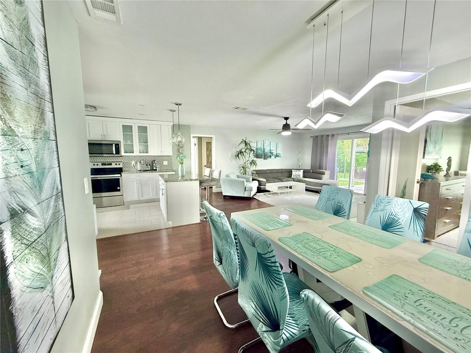 Single Family Residence at 1237 LOTUS PATH, CLEARWATER, photo 7 of 35