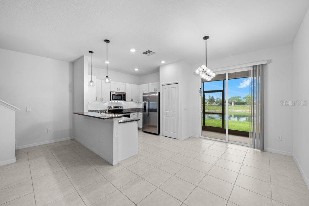 Townhouse at 9177 BONITA MAR DR, PARRISH, photo 6 of 28