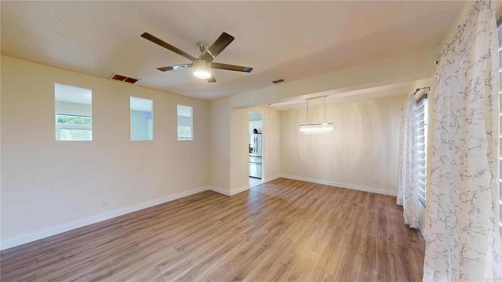 Single Family Residence at 3044 CAMINO REAL DR S, KISSIMMEE, photo 2 of 41