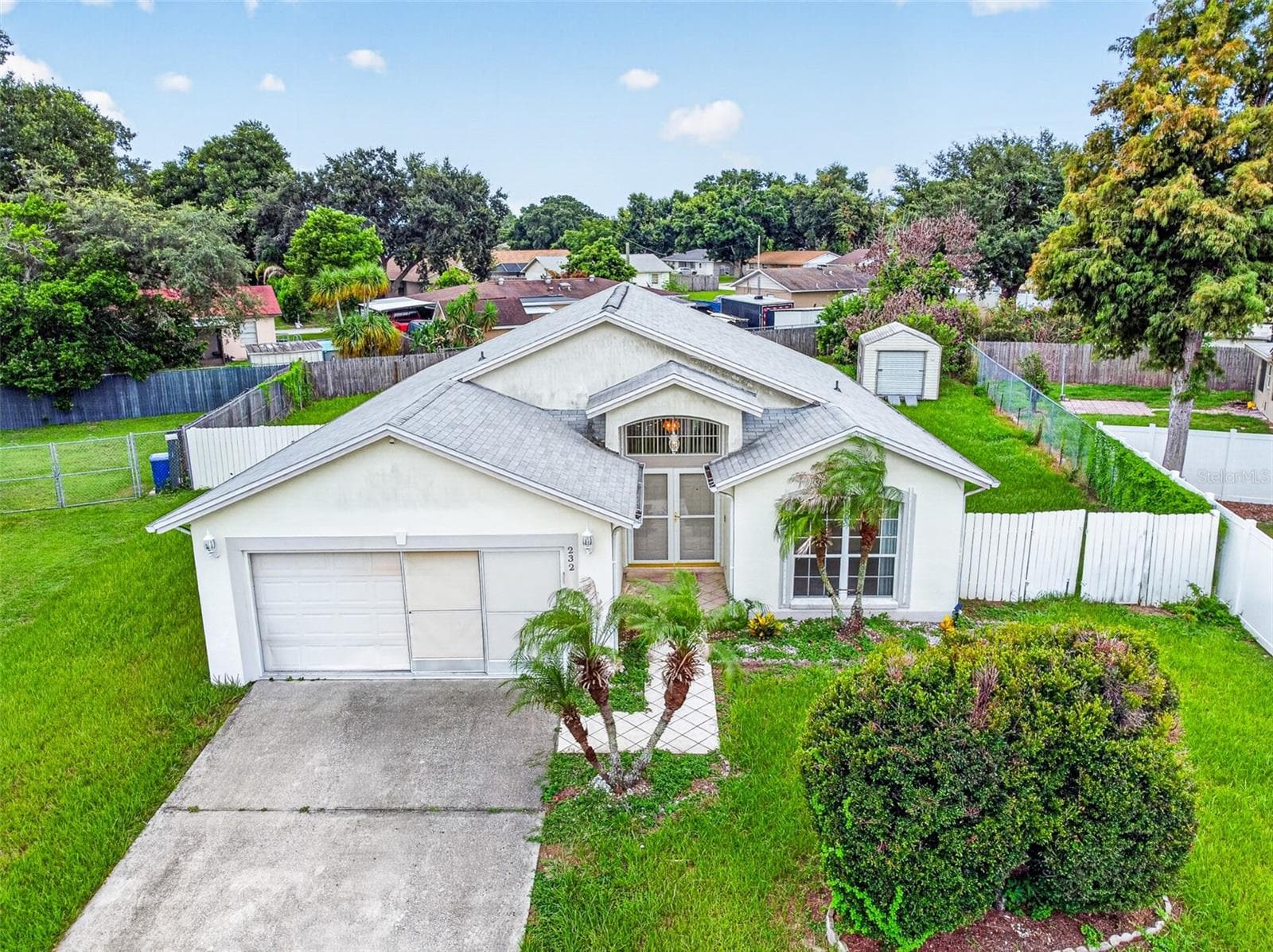232 KINGS POND AVE