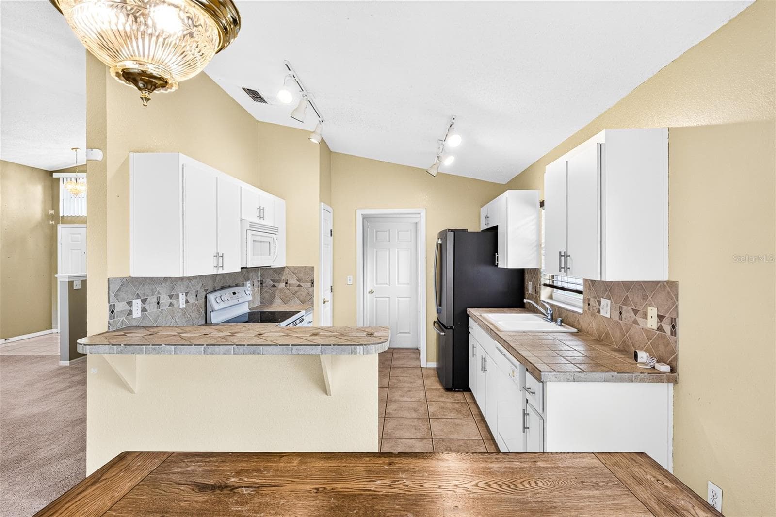 Kitchen - 232 KINGS POND AVE, WINTER HAVEN