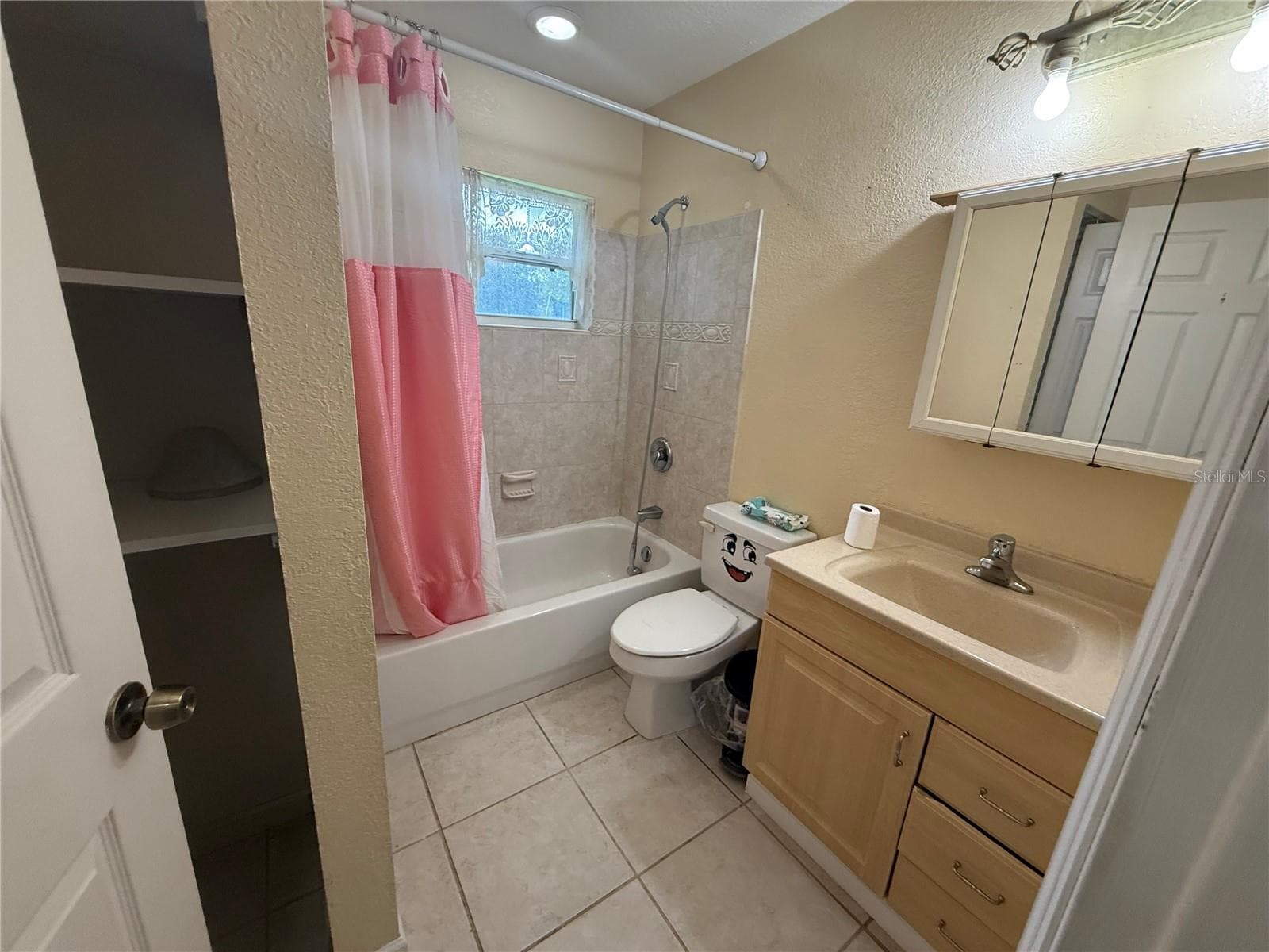 Single Family Residence at 2480 NW GENES LITTLE ACRES AVE, ARCADIA, photo 25 of 44