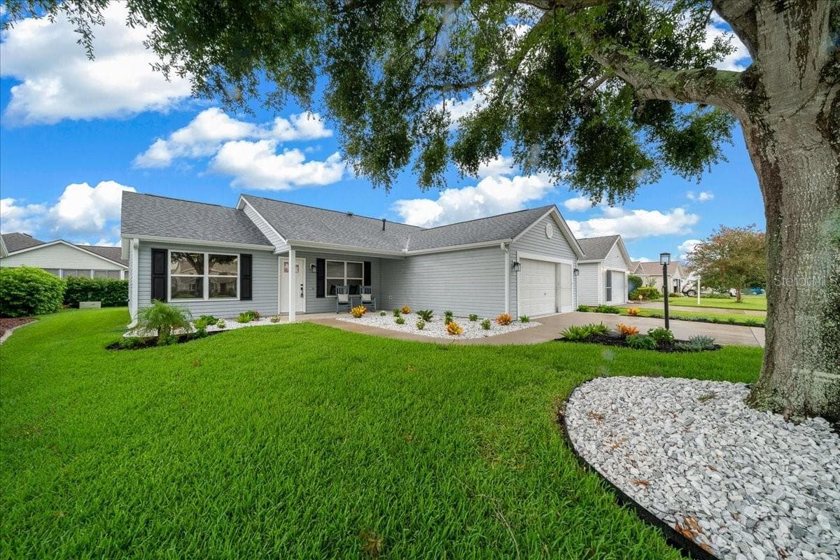 Single Family Residence at 3048 GLENWOOD PL, THE VILLAGES, photo 7 of 87