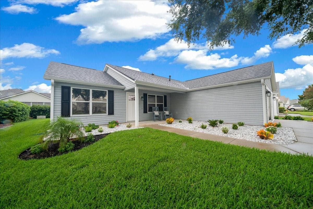 Single Family Residence at 3048 GLENWOOD PL, THE VILLAGES, photo 8 of 87