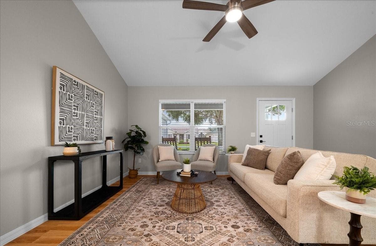 Single Family Residence at 3048 GLENWOOD PL, THE VILLAGES, photo 24 of 87