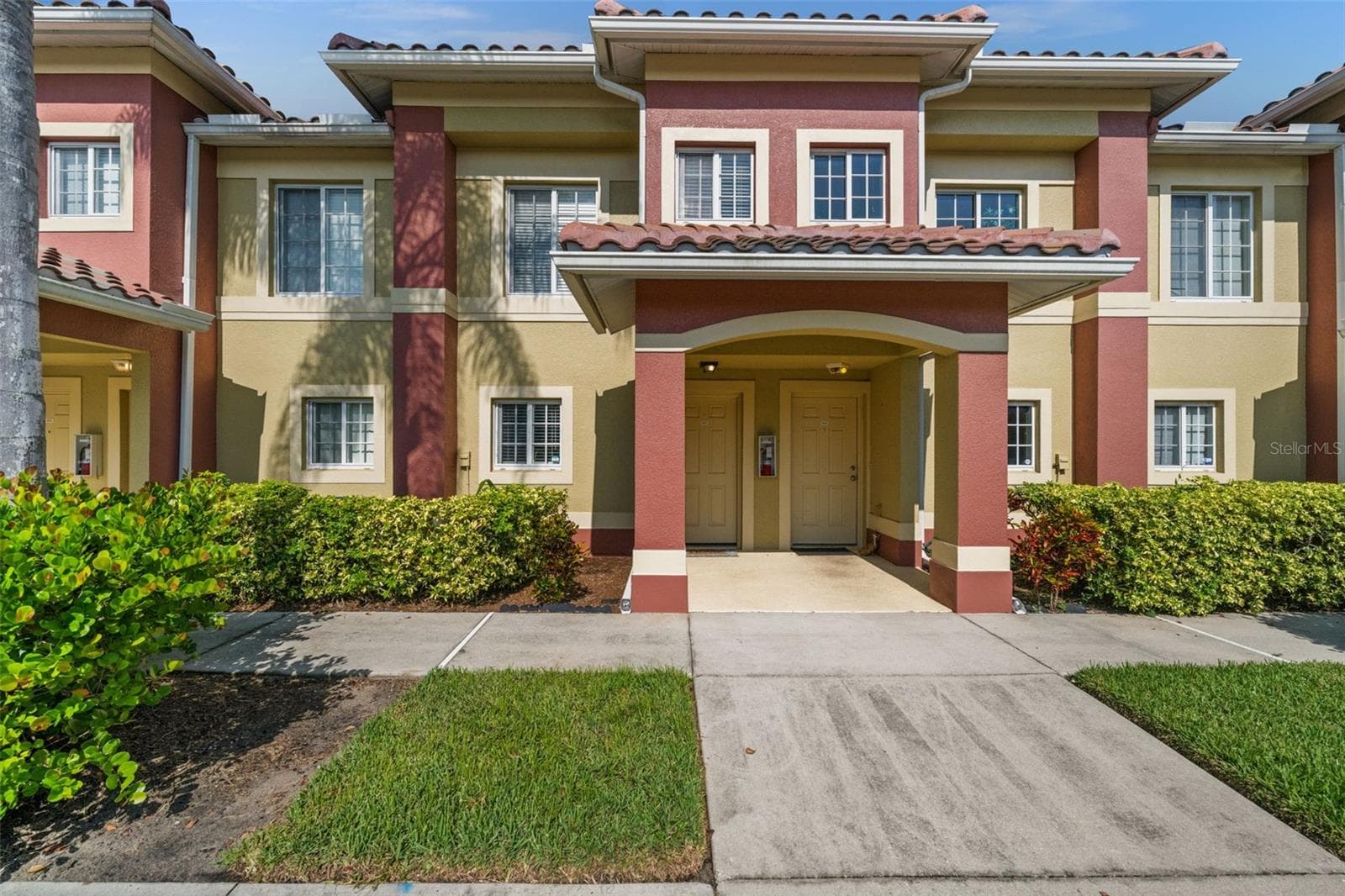 Condominium at 9430 IVY BROOK RUN #405, FORT MYERS, photo 3 of 38