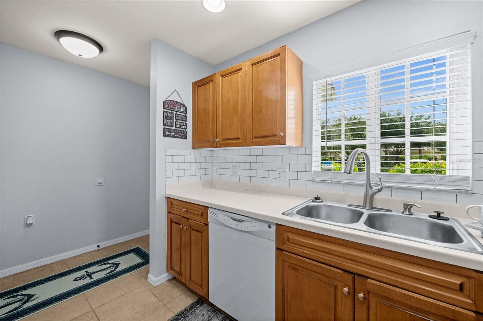 Condominium at 9430 IVY BROOK RUN #405, FORT MYERS, photo 7 of 38