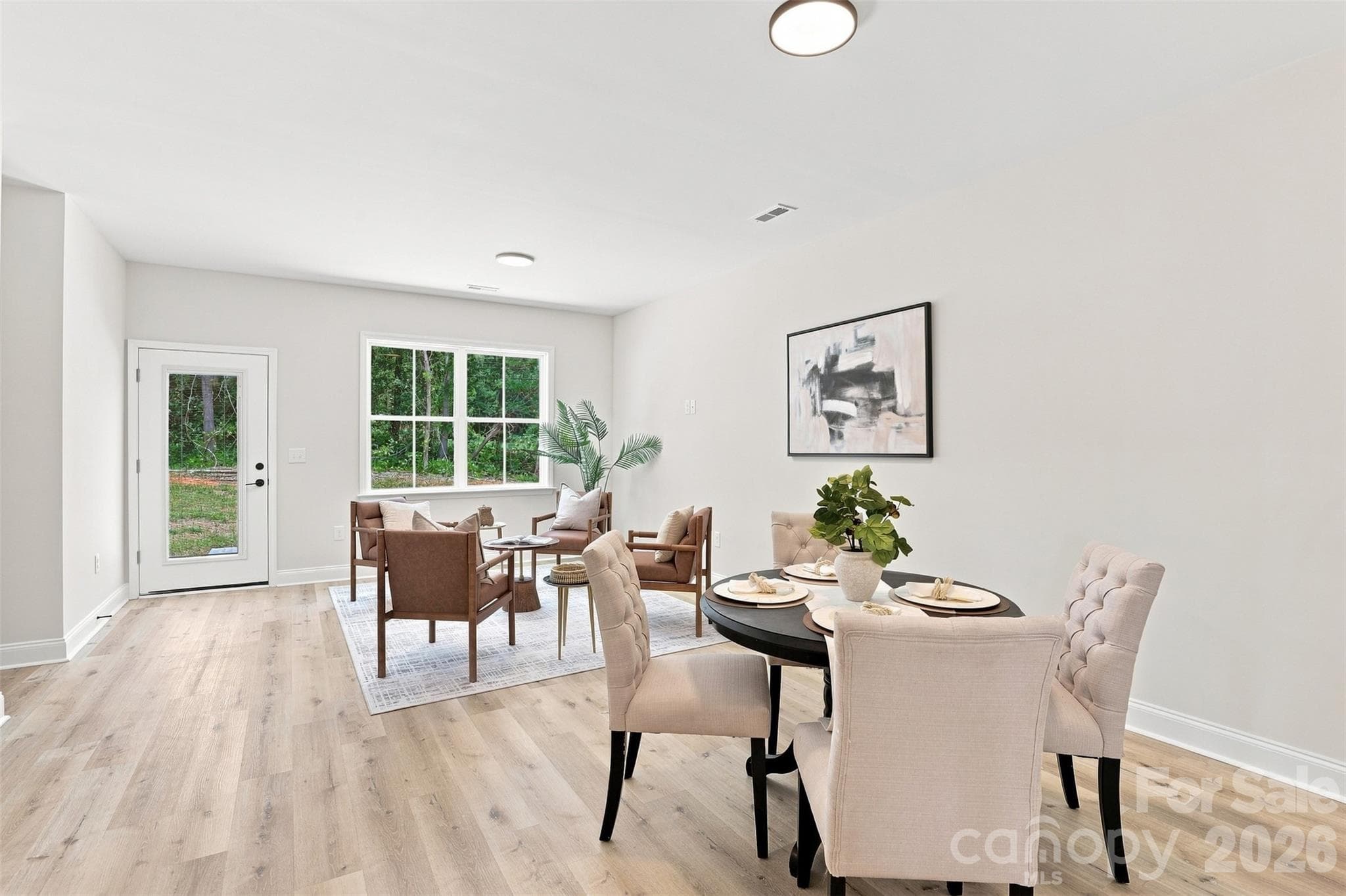 secondary living quarters living area w/ kitchenette - 390 NC 200 Highway S, Stanfield