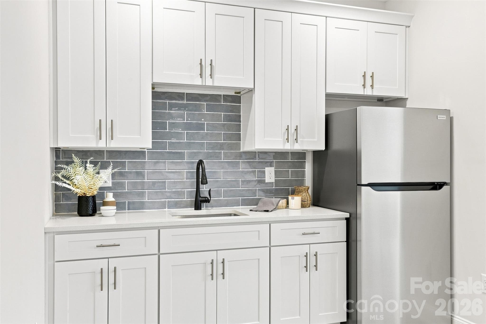secondary living quarters kitchenette - 390 NC 200 Highway S, Stanfield