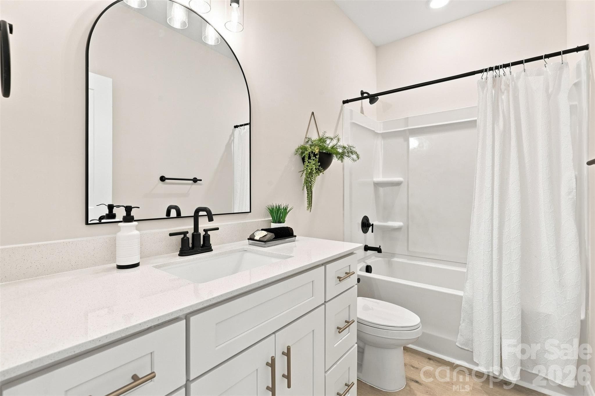 full bath shared between bedroom 3 & 4 - 390 NC 200 Highway S, Stanfield