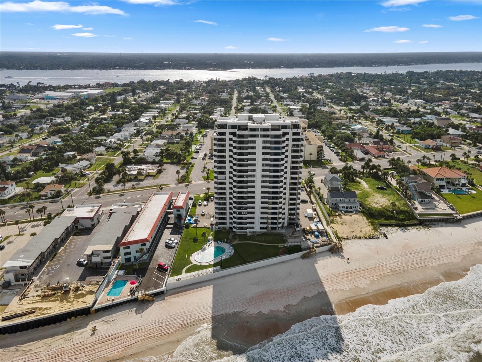 Condominium at 1420 N ATLANTIC AVE #703, DAYTONA BEACH, photo 5 of 47