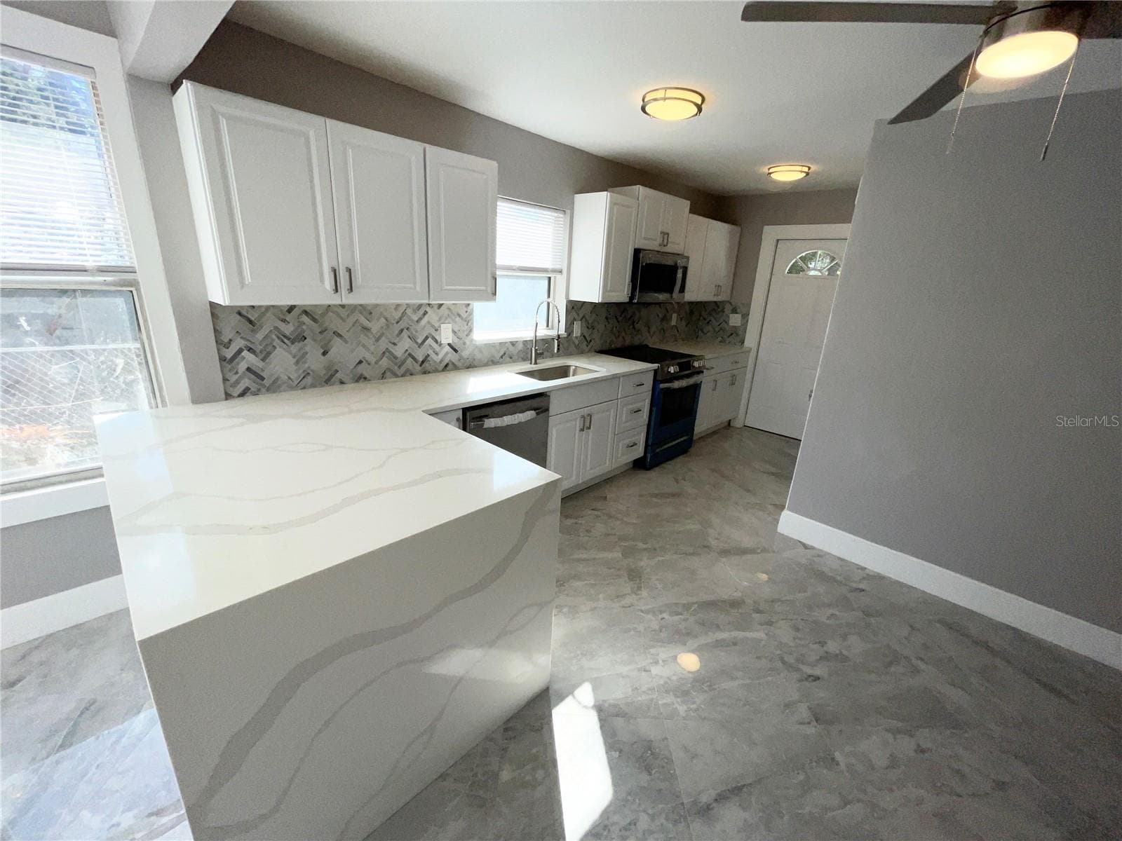 Single Family Residence at 2525 37TH ST S, ST PETERSBURG, photo 14 of 22