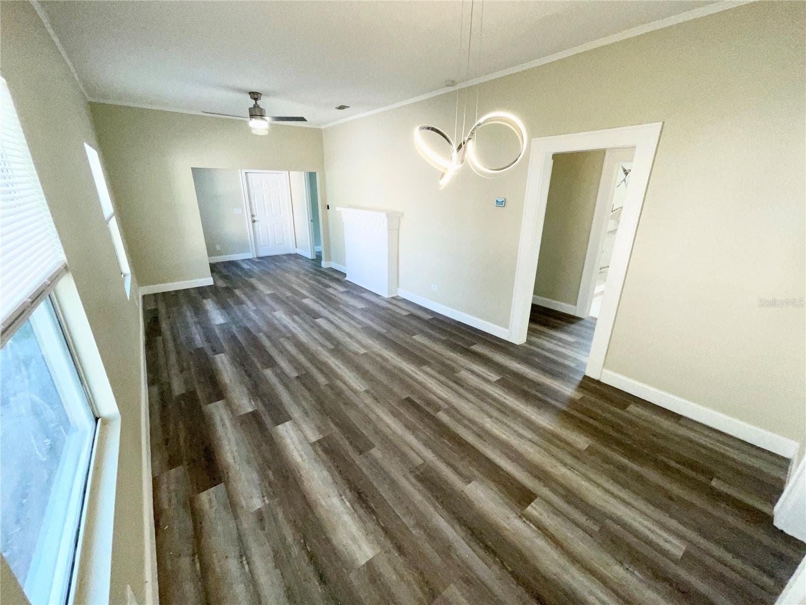 Single Family Residence at 1121 10TH AVE S, ST PETERSBURG, photo 4 of 15