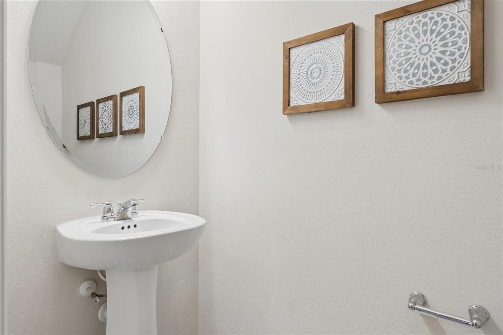 Downstairs half bath - 2017 CANNY CV, WINTER PARK