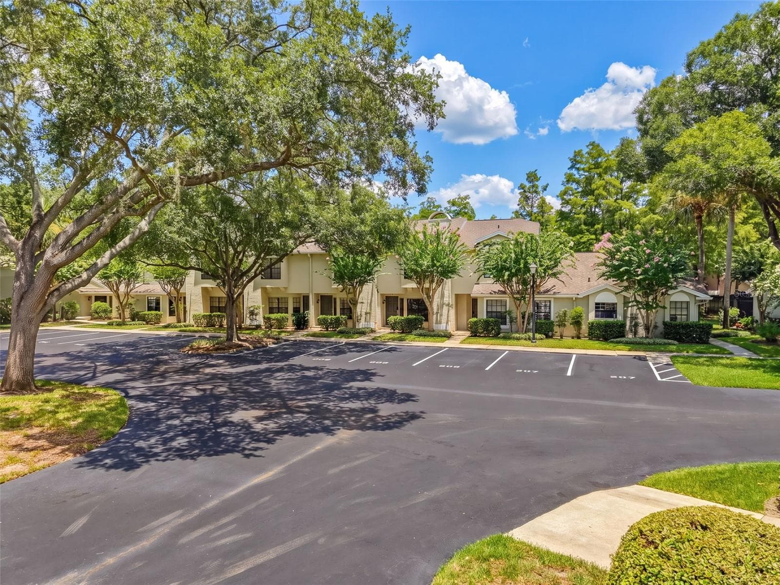 Townhouse at 5100 BURCHETTE RD #905, TAMPA, photo 20 of 101