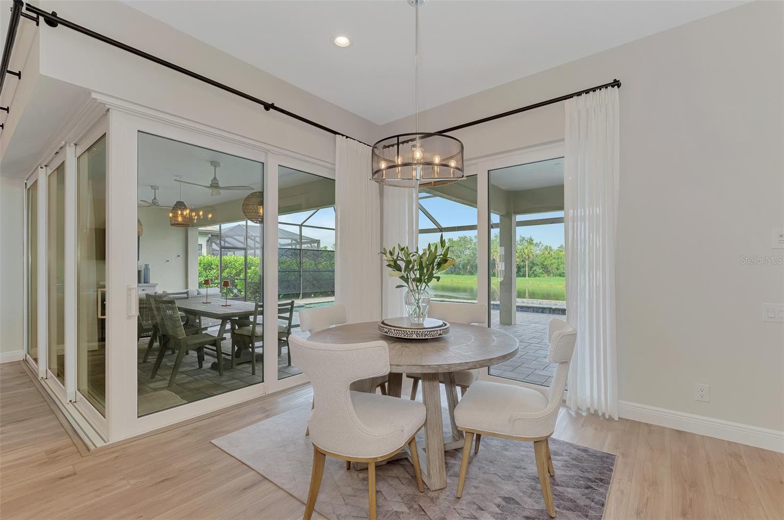 Single Family Residence at 18045 HOME RUN DR, VENICE, photo 24 of 100