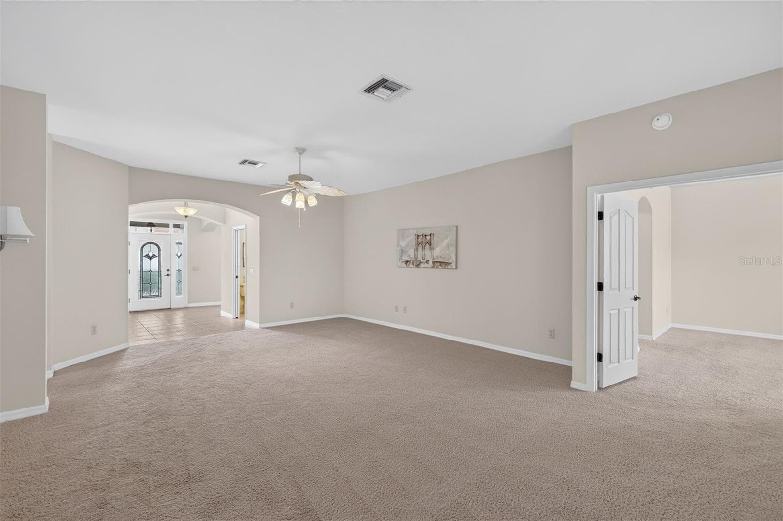 Single Family Residence at 2693 IRIS WAY, THE VILLAGES, photo 6 of 33