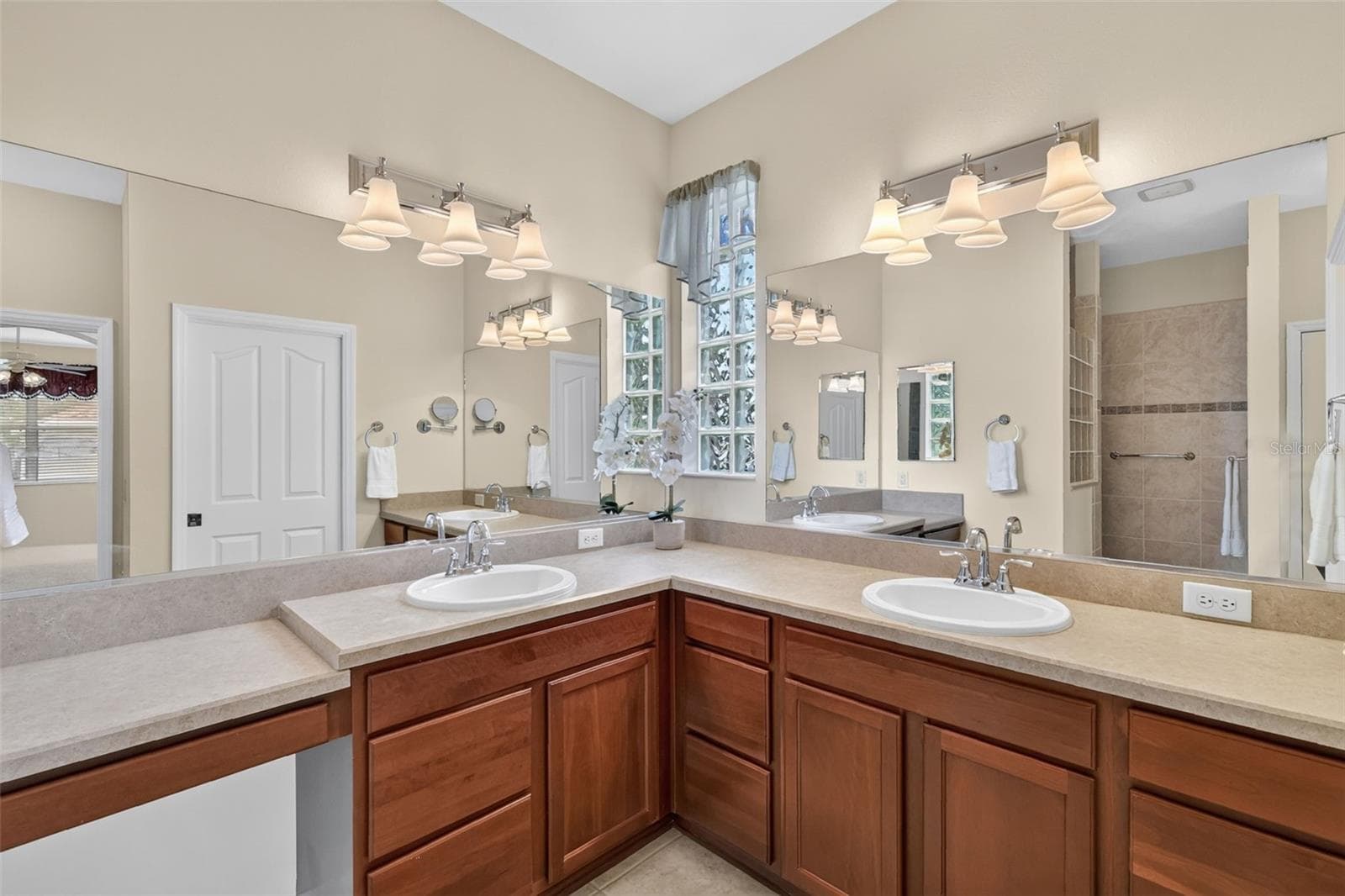 Single Family Residence at 2693 IRIS WAY, THE VILLAGES, photo 17 of 33