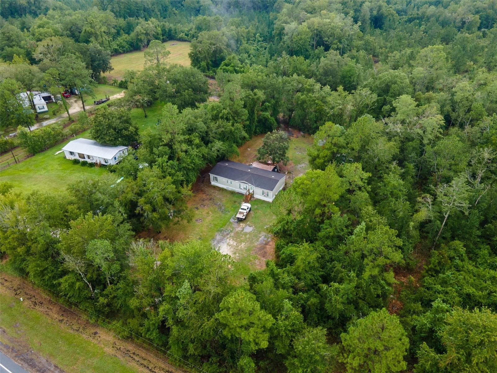 Manufactured Home at 9798 STATE ROAD 100 W, STARKE, photo 42 of 46