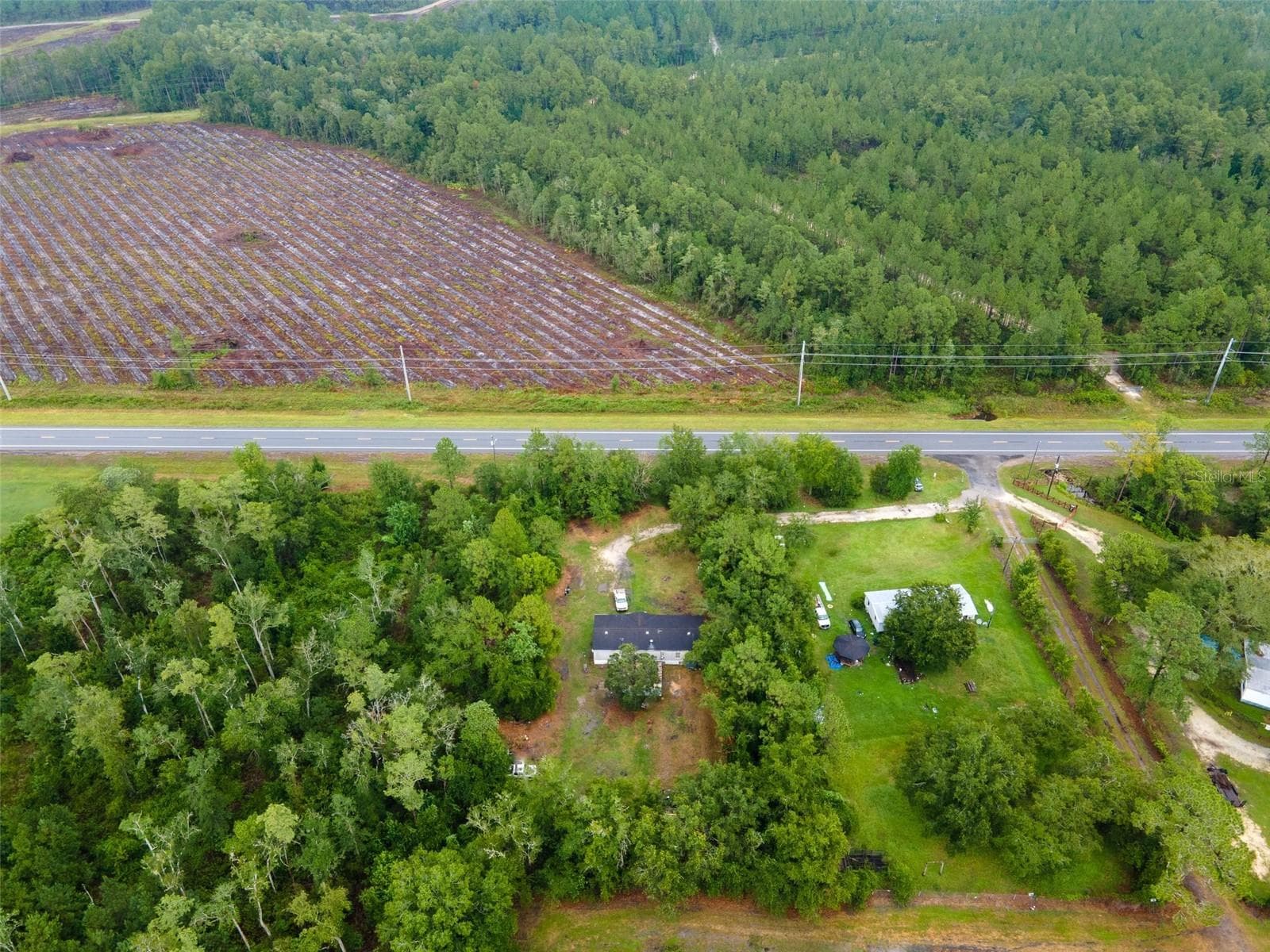 Manufactured Home at 9798 STATE ROAD 100 W, STARKE, photo 44 of 46