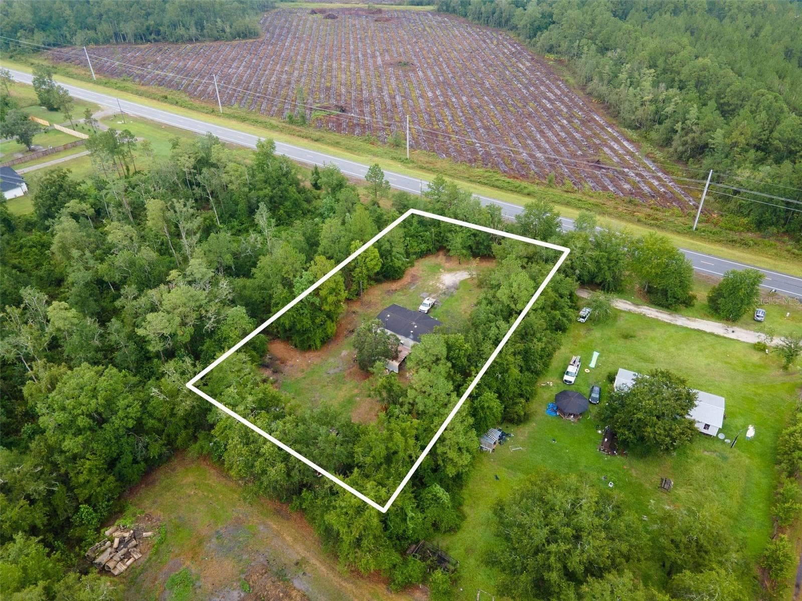 Manufactured Home at 9798 STATE ROAD 100 W, STARKE, photo 45 of 46