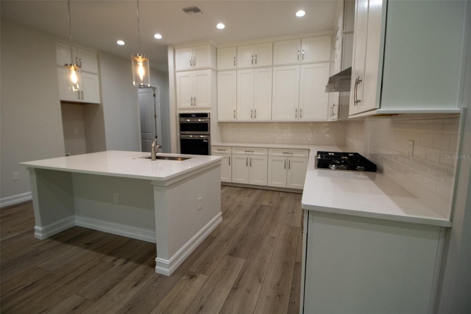 Single Family Residence at 3970 SOUTHERN VALLEY LOOP, BROOKSVILLE, photo 18 of 54