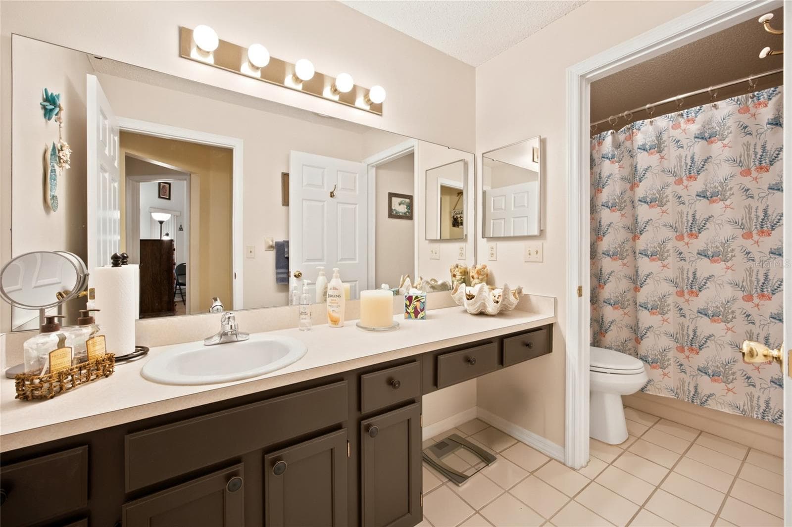 Single Family Residence at 9201 SW 91ST CIR, OCALA, photo 11 of 33