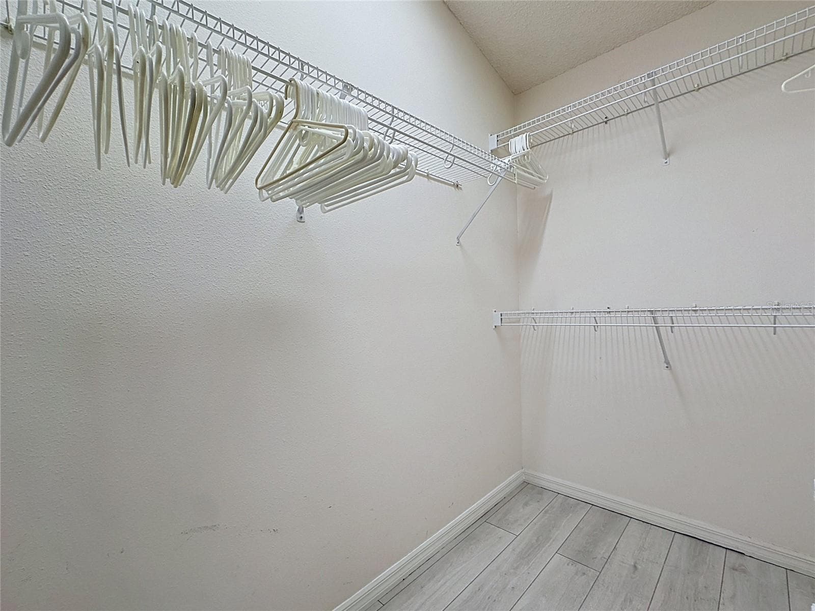 closet primary bedroom - 3622 WESTERHAM DR, CLERMONT