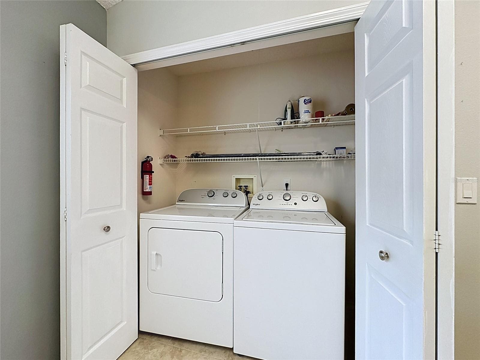 Laundry in kitchen - 3622 WESTERHAM DR, CLERMONT