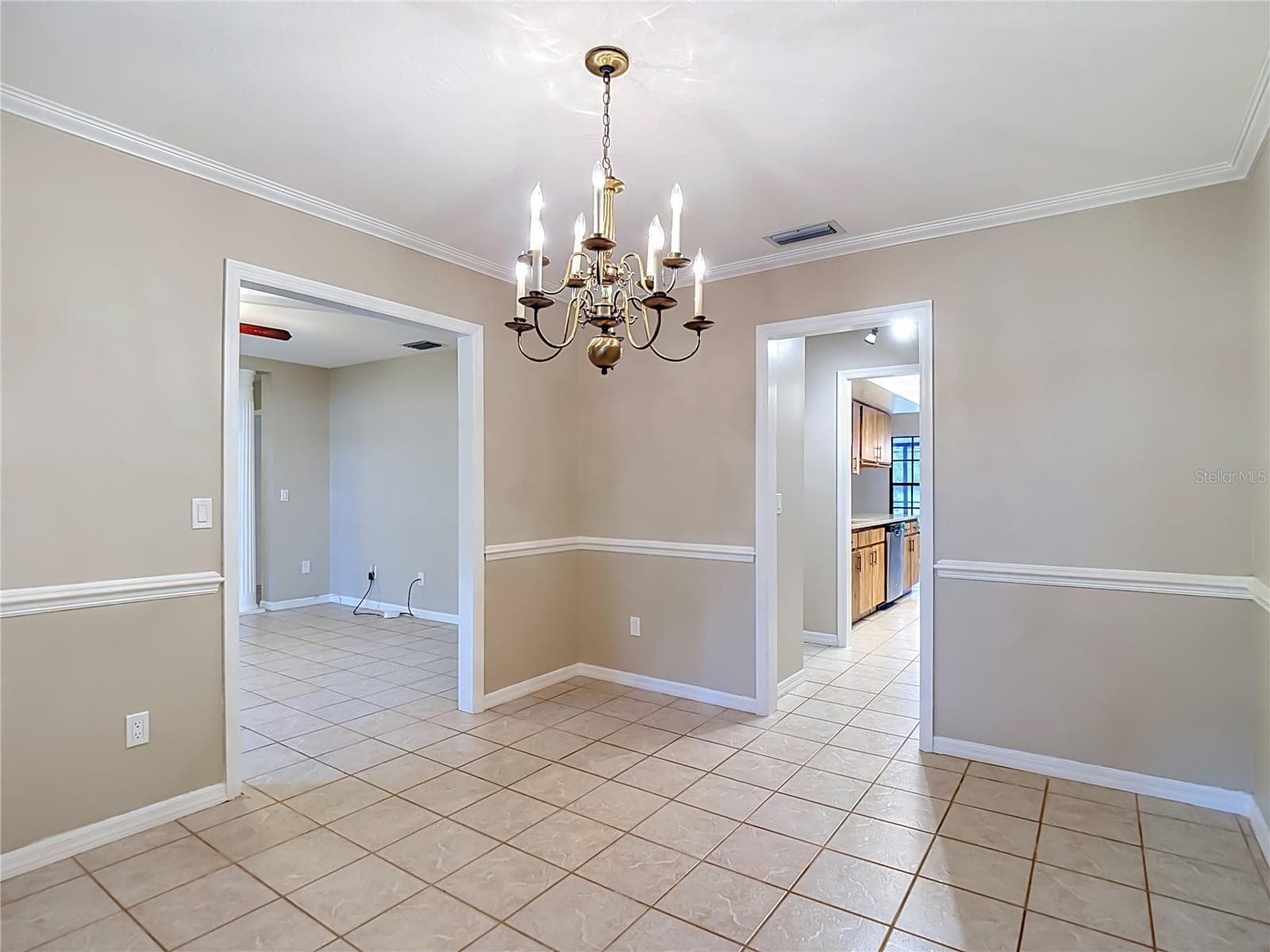 Single Family Residence at 12721 N ARMENIA AVE, TAMPA, photo 17 of 82