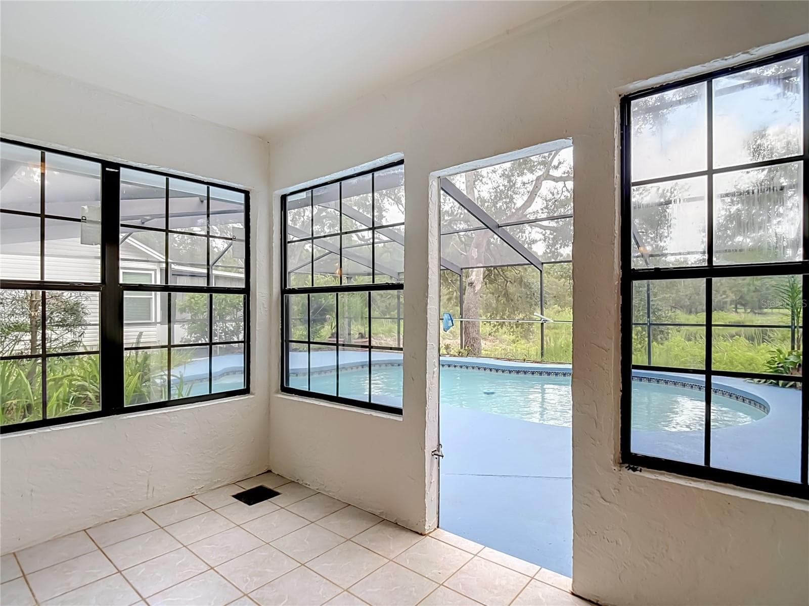 Single Family Residence at 12721 N ARMENIA AVE, TAMPA, photo 59 of 82
