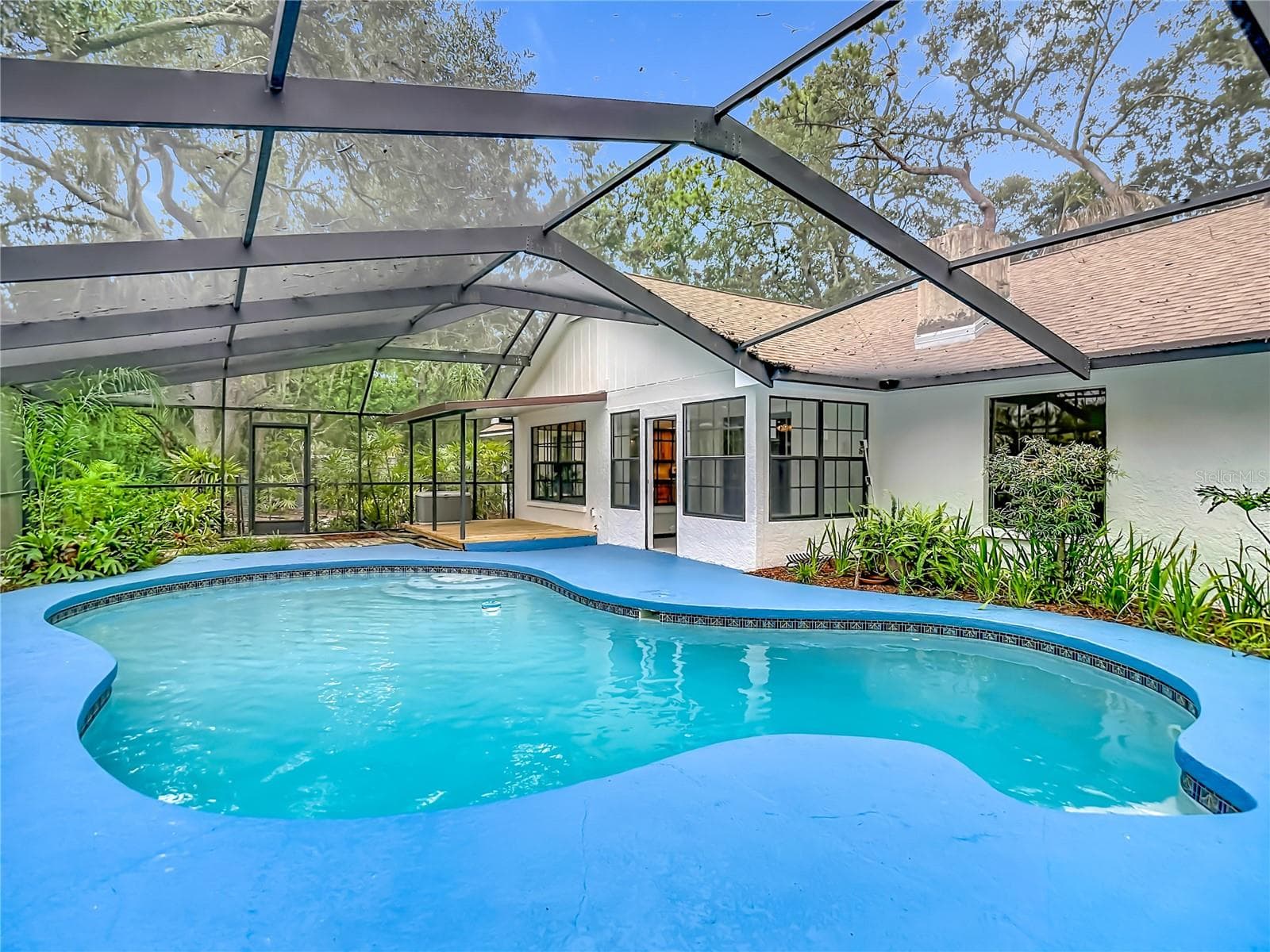 Single Family Residence at 12721 N ARMENIA AVE, TAMPA, photo 5 of 82