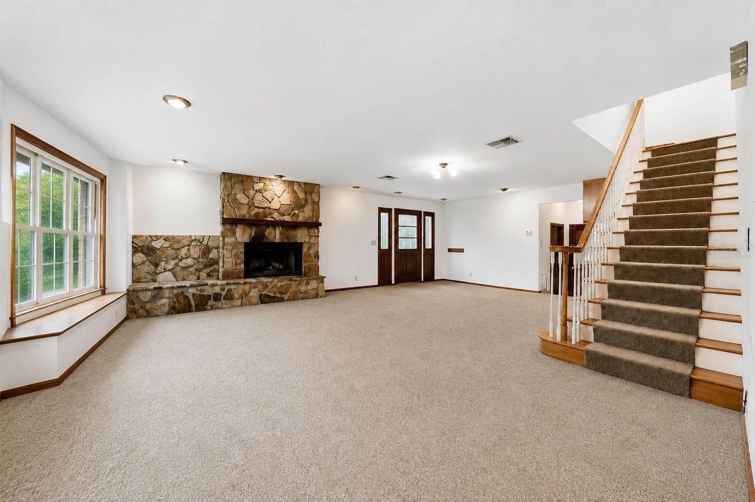 Main Living room...Virtually Staged - 3123 W OAKLYN AVE, TAMPA