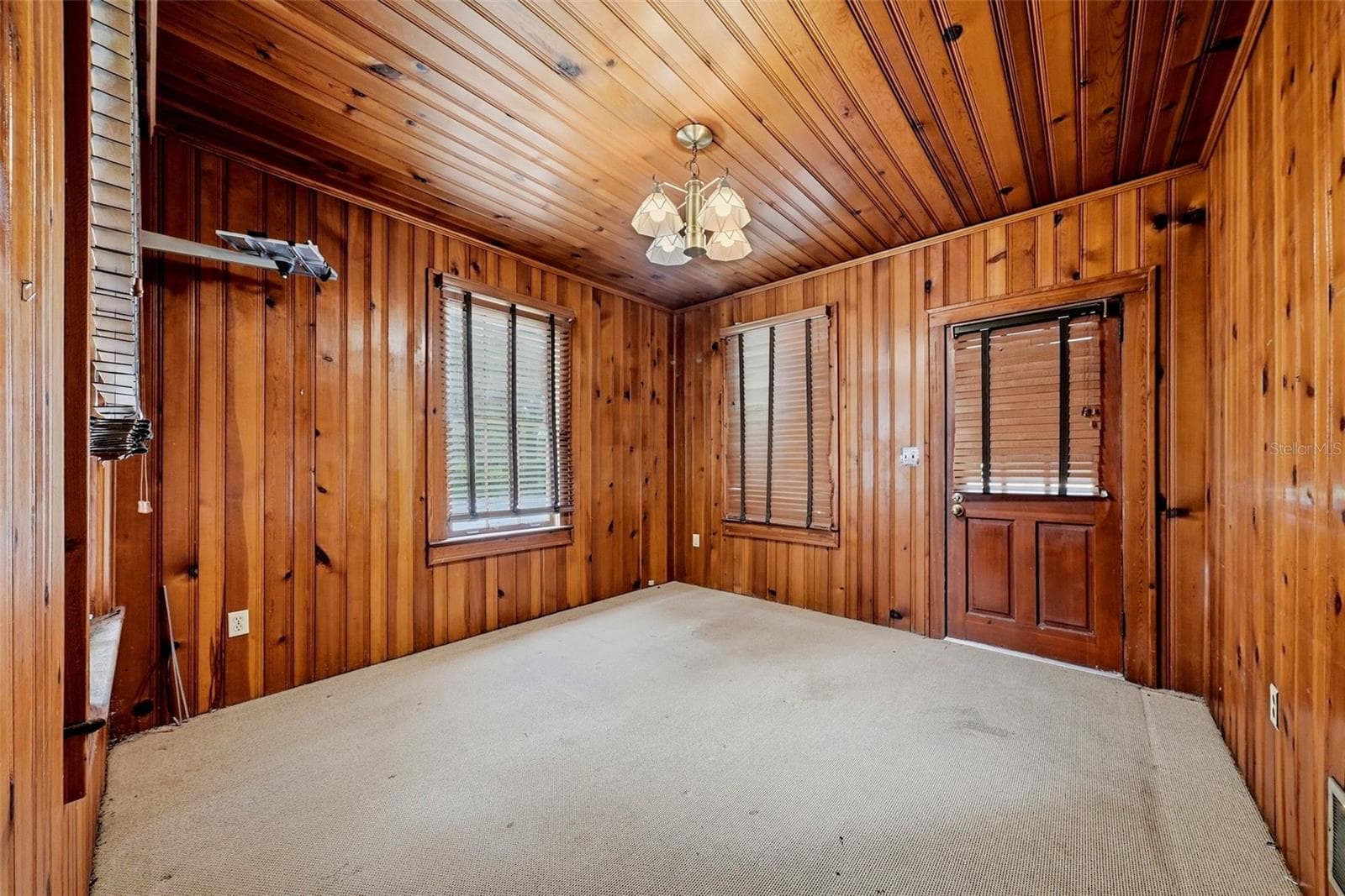 Office with private side entry - 3123 W OAKLYN AVE, TAMPA