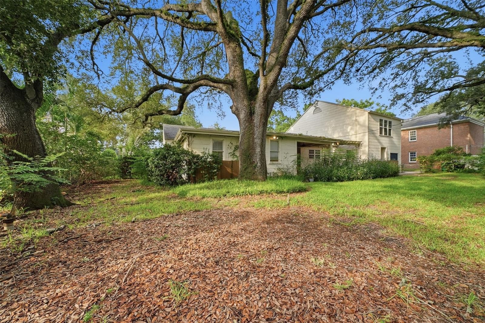 Single Family Residence at 3123 W OAKLYN AVE, TAMPA, photo 30 of 34
