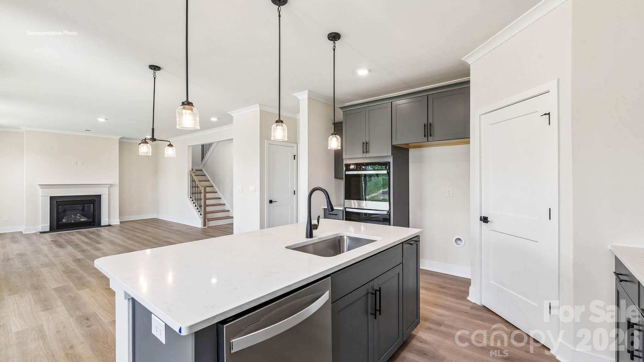 Single Family Residence at 507 Mahogany Road, York, photo 12 of 33
