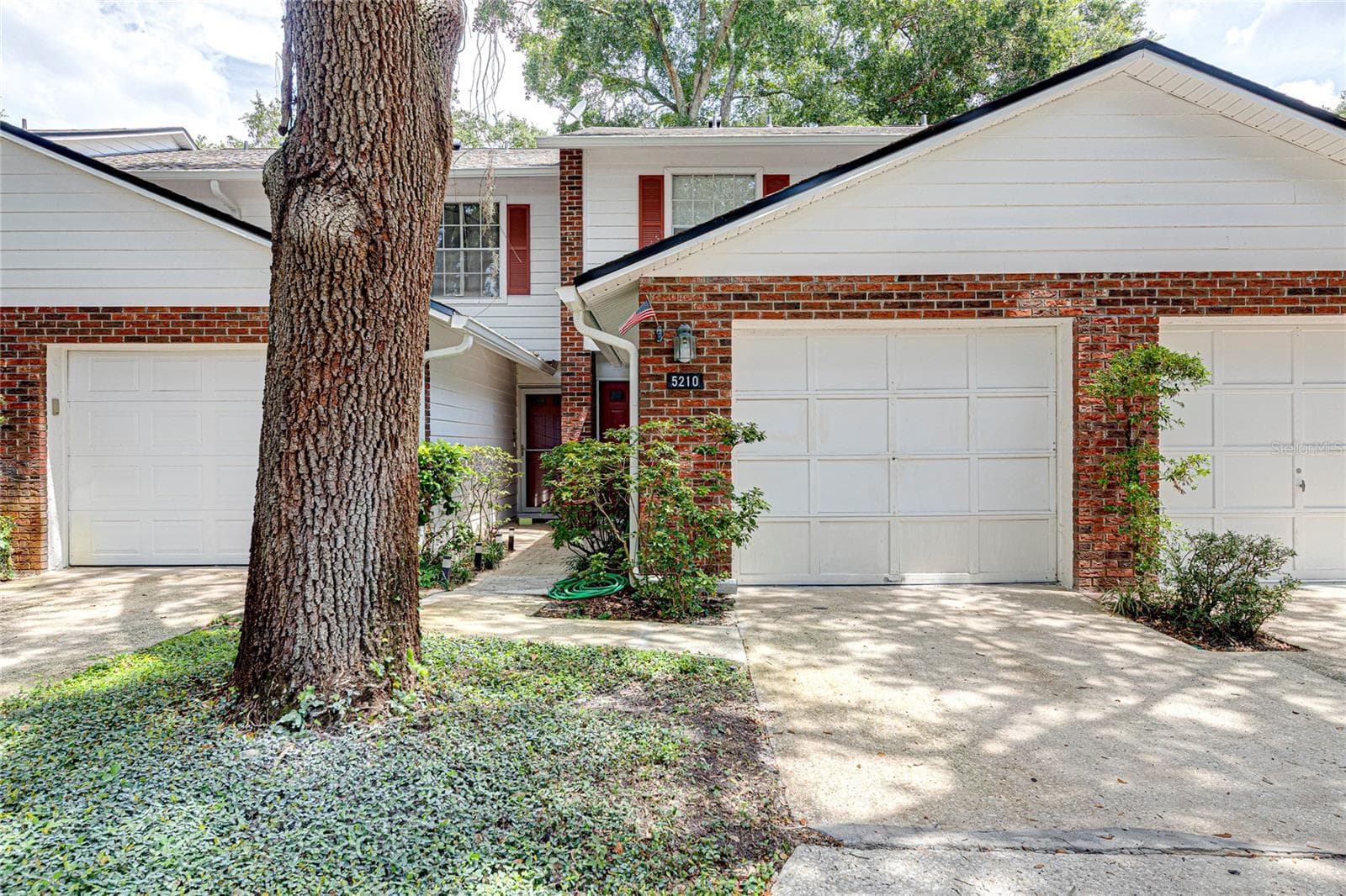5210 LAZY OAKS DR