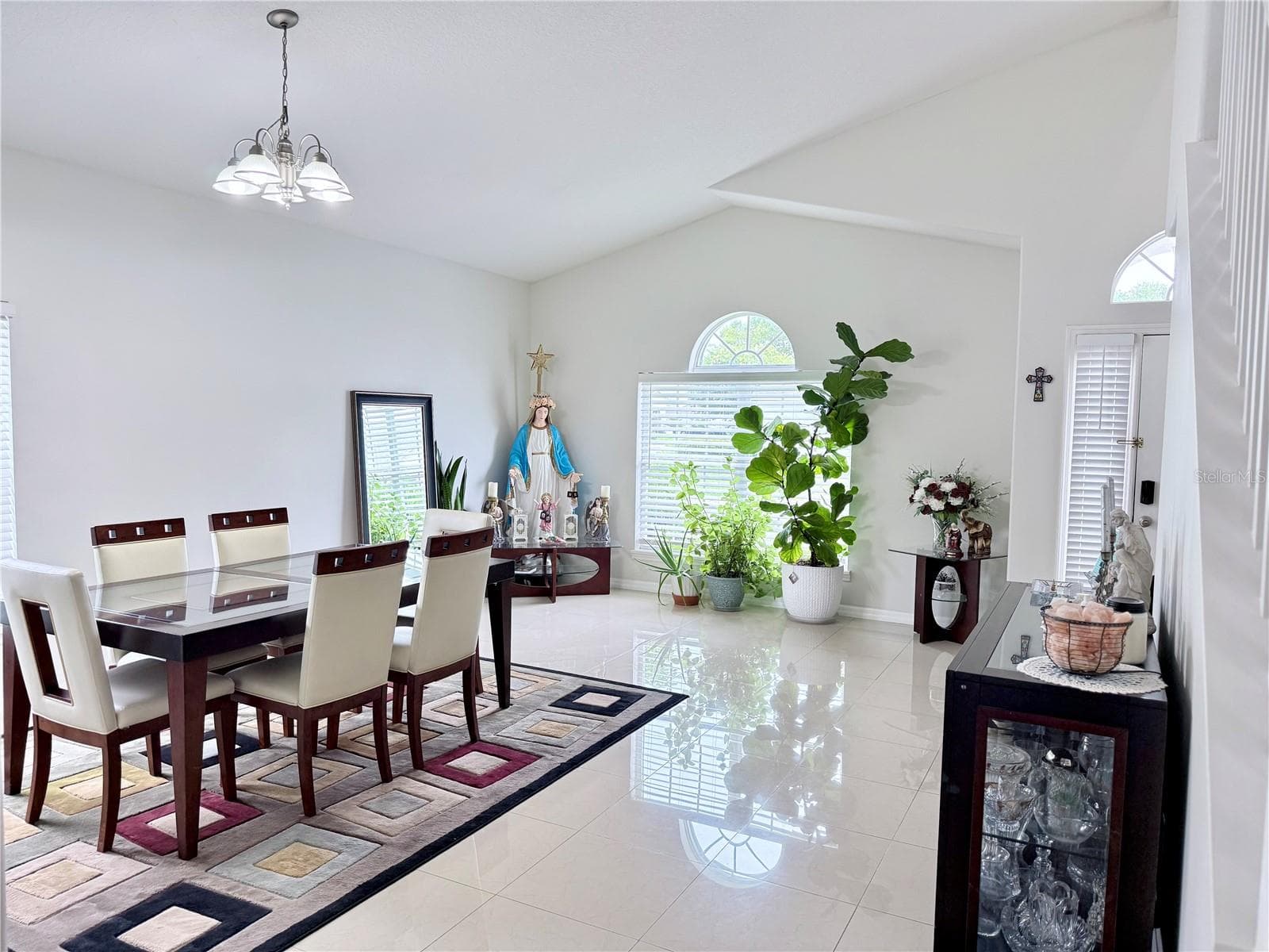 Single Family Residence at 142 BRIGHTVIEW DR, LAKE MARY, photo 4 of 21